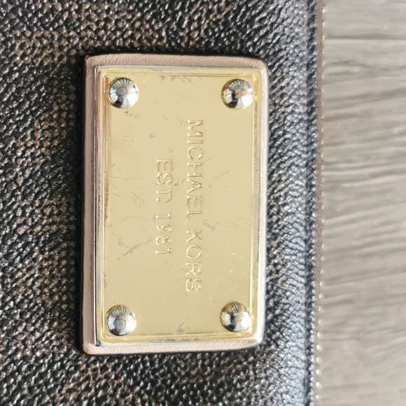 Michael Kors wallet - Picture 4 of 4